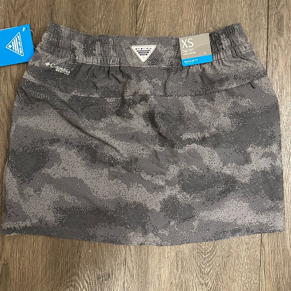 Columbia Black and Gray Mini Skirt